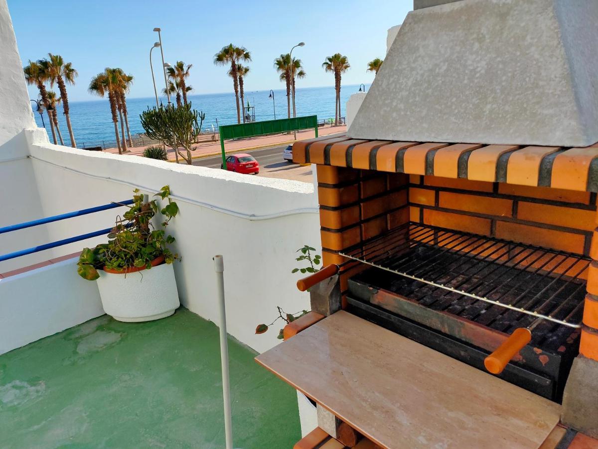 アドラ Tranquila Casa Frente Al Marヴィラ エクステリア 写真